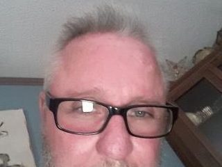 Retraité cherche belle rencontre avec dame sur Nantes