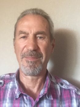 Homme mûr BCBG cherche rencontre amicales sur Toulon